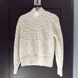 Banana Republic ivory cable sweater